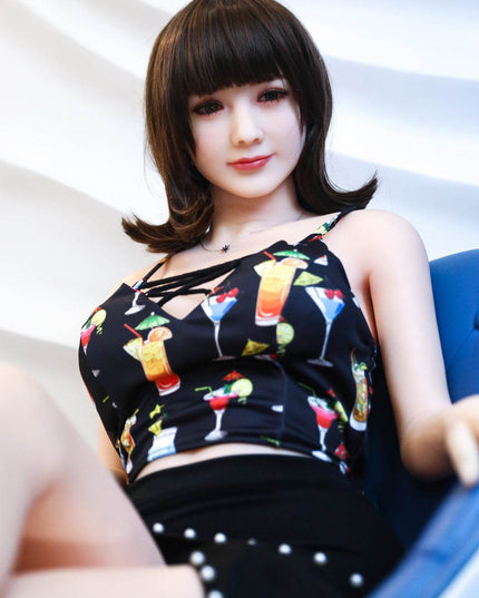 Lisa - 5ft5in (165cm) Small Boobs Smile Face Asian Style Sex Doll