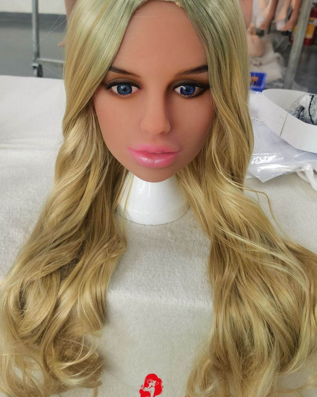 RW Doll Head No.134
